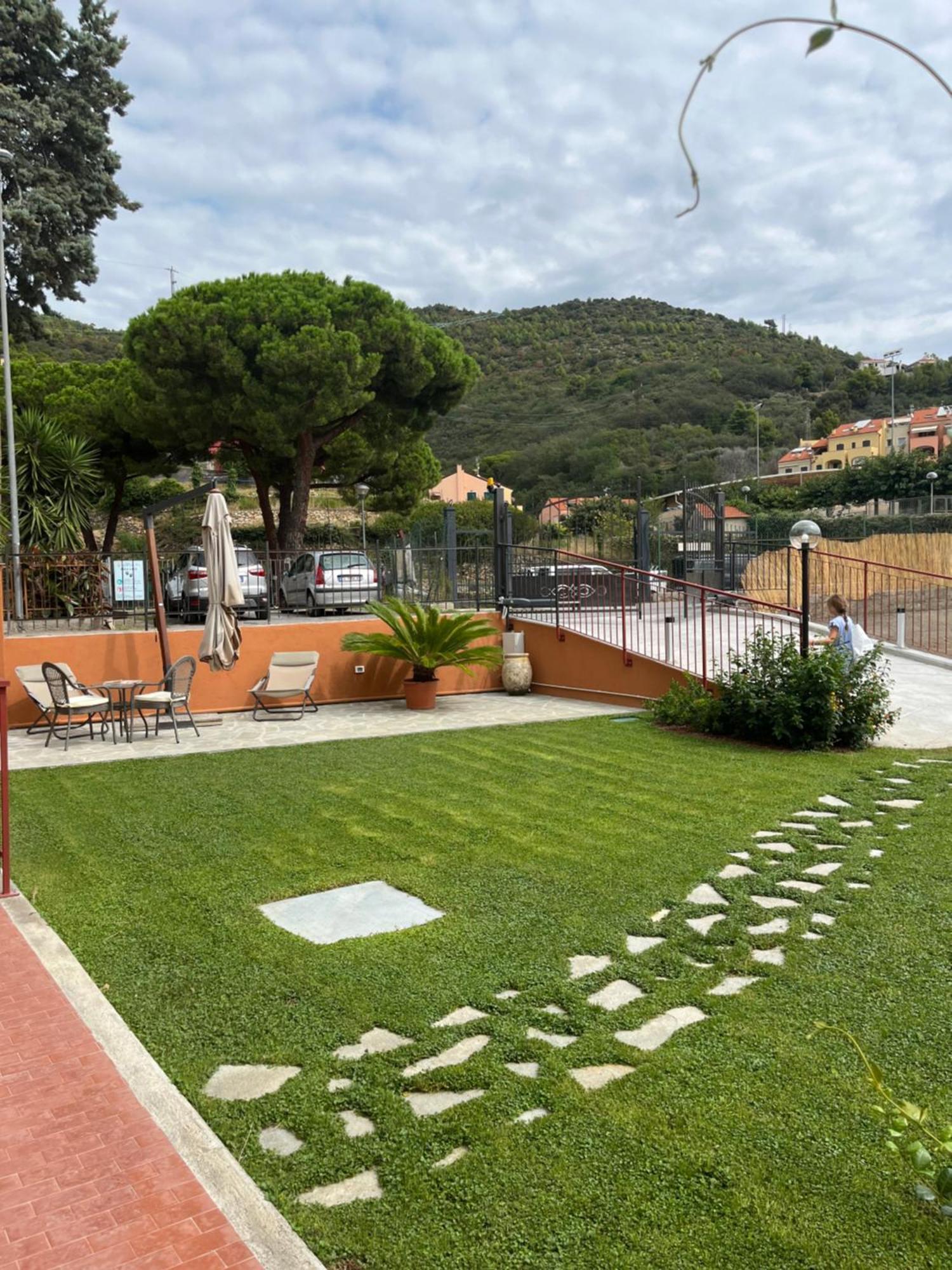 La Casa Del Gallo Pietra Ligure Exterior photo